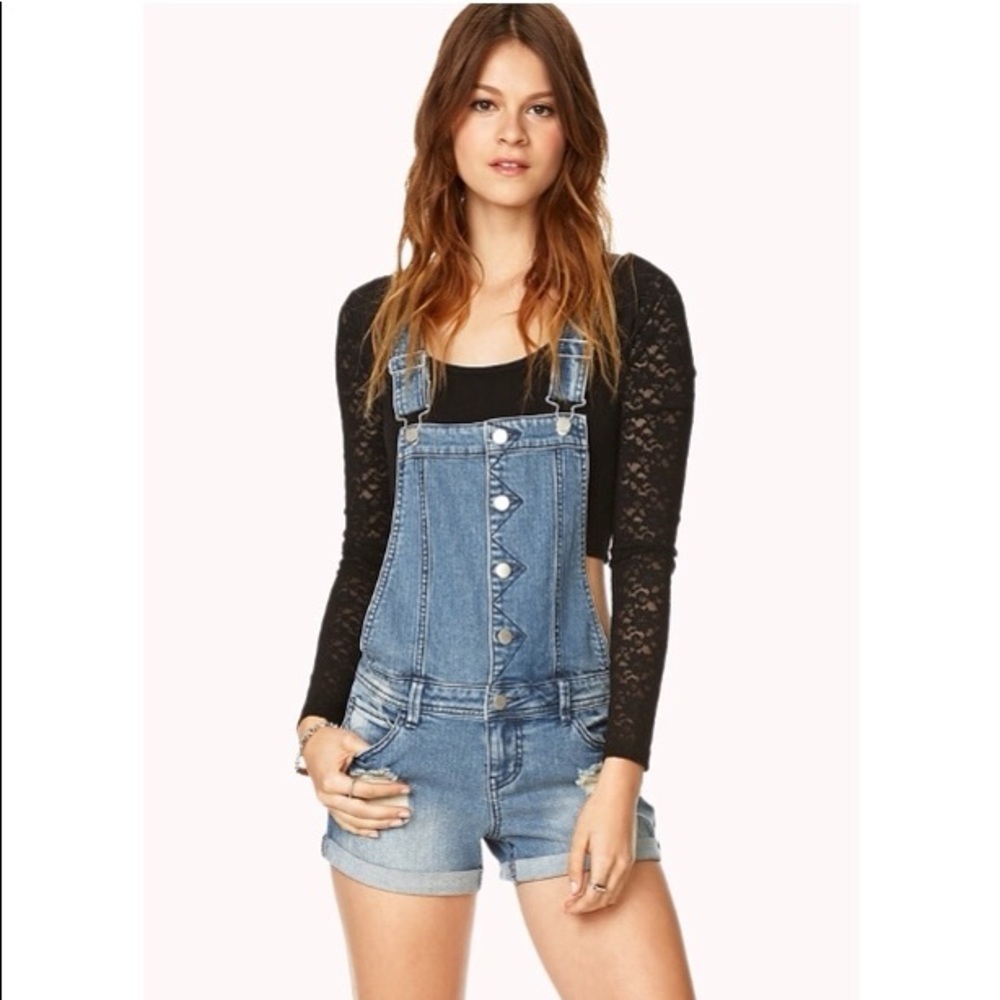 NWT Distressed Denim Overall Shorts! NEVER WORN!